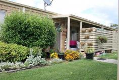  50/80 Queen Elizabeth Drive Armidale NSW 2350 $75,000 One bedroom villa located at Sunny Cove. Convenient to transport and amenities, available fully furnished. This over 55's community is offering a safe and friendly environment. This property offers independent living or you can have your entire meals catered for in the large dining room which is ideally located close to your villa. Property Type Apartment, Unit  Property ID 14811110188  Street Address 50/80 Queen Elizabeth Drive  Suburb Armidale  Postcode 2350  Price $75,000 