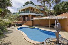  134 Lighthouse Rd Byron Bay NSW 2481 For Sale: $5.5M432 Position, Position, Position!! A touch of paradise – watch the waves roll in to The Pass and sunsets over Byron and the hinterland, plus walk to town. This home has to be seen to be appreciated, with stunning panoramic views, an amazing master bedroom and retro style kitchen, 2 living areas and large entertaining decks on every level – Bahamas style living!! Approximate land area: 708.0 Square Metres 
