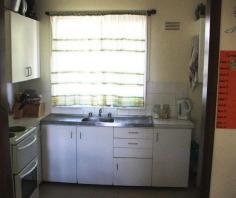  1 Ryan Ave Armidale NSW 2350     $190,000   	 Take a look at this tidy 3 bedroom home. Good sized bedrooms with storage, separate dining room and lounge with good timber flooring and little maintenance asked from the tenants. Wooden floorboards and carpet combo with open fields to the rear and in a quiet cul de sac. Wood heating. RETURNING $255 PER WEEK Good sized home at an affordable price. Property Details Bedrooms 		 3 Bathrooms 		 1 