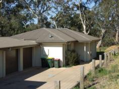  2/7 Thawa Close Bega NSW 2550 MODERN & NEW IN BEGA L4997. This near new home is well suited to the investor or the buyer looking for a level, low maintenance home. Features include 3 bedrooms all with BIR's, ensuite, open plan living, double garage and small deck to take in the northerly view.  Situated in one of Bega's most sought after streets, this property will not last.   Property Snapshot  Property Type: Townhouse Features: Built-In-Robes Decking Ensuite Fenced Back Yard Outdoor Living 