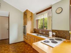 6 Ferguson Cl West Gosford NSW 2250 Ultra Convenient Location Set on a level 493sqm block in a quiet cul-de-sac this brick and tile home is ideally suited to first home buyer, retiree or investor (Potential return of $390.00 - $400.00 per week). 5 Minute walk to cycleway, waterfront, bus and West Gosford shopping centre. Short driving distance to Gosford CBD and M1 motorway.  * 3 Bedrooms, 2 with built-in robes * High ceilings in lounge/dining rooms * Level, low maintenance block * Main bathroom with separate toilet * Secure carport   Property Snapshot  Property Type: House Land Area: 493 m2 