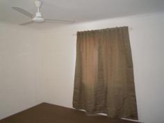  319 Bloxsom St Frenchville QLD 4701 For Sale $325,000 Investors... How does 8% return sound?  2 Unit duplex close to Mount Archer School. Currently both tenanted with $26,000 per annual income.  2 bedrooms each with ceiling fans  Full Security Screens throughout  Recent fresh paint in both Units, new carpets installed in past 18 months  Unit one upgraded kitchen floor and bathroom tiles in past 18 months  Bargain Buy! Great Returns! Neat and Tidy! Inspection a Must.  Features General Features Property Type: Duplex/Semi-Detached Bedrooms: 4 Bathrooms: 2 Land Size: 600 m? (approx) Indoor Toilets: 2 Outdoor Carport Spaces: 2 Other Features Close to Schools,Close to Transport,Great Location, Great Returns 