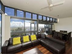  15/26 One Mile Ridge Boat Harbour NSW 2316 $659,000 PEACE & TRANQUILITY Nestled high and over looking stunning One Mile Beach and beyond is this fantastic townhouse. Currently used as a holiday rental and with solid returns the property also makes a wonderful retreat.  Phone today to arrange your inspection.   Property Snapshot  Property Type: Townhouse 