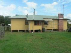  313 Summerland Way Kyogle NSW 2474   $219,000 * 2 Bedroom home  * Double lockup garage  * Main road frontage  * School bus available to schools  * Walking distance to town * large 1081sqm level Block Give me a call today Property Details Bedrooms 		 2 Bathrooms 		 1 Garages 		 2 Land Area 		 1081 m2 