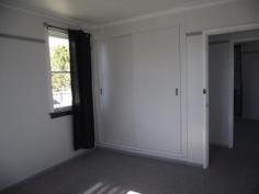  4 Jones Ave Armidale NSW 2350     $280,000 negotiable   	 This 4 bedroom home has been freshly renovated throughout with new curtains, new carpet and new paintwork. Fully refurbished laundry with new tiling and a new and handy storage cupboard. New instantaneous HWS and large gas heating in dining/kitchen area. North facing lounge room to capture the Northern winter sun to save on heating costs. 3 bedrooms are also North facing with 2 having built in wardrobes. Open plan kitchen/dining area with plently of storage space and electric cooking. Combination of carpet and tiling. The home has been fully painted on the exterior with new gardens being established for a great street appeal. Fully fenced secure rear yard and a short and level stroll to town. RETURNING $290 PER WEEK NEW THROUGHOUT. Price includes fortnightly lawn maintenance. Property Details Bedrooms 		 4 Bathrooms 		 1 