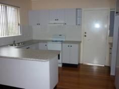  104 Leumeah St Sanctuary Point NSW 2540 Invest Or Nest!!! House - Property ID: 779345 This 3 bedroom home features stylish wooden floorboards and modern decor throughout. Outside you will find a great size 765m2 block with a garden shed up the back for the tools. The home is more then ready to move straight in or if you are looking for an investment this one is for you with a tenant currently paying $260 p/w. Call today to arrange an inspection.  
