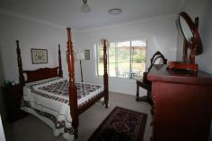  6/28 Mortimer Street Mudgee NSW 2850  $279,000 Located in East Mudgee only a short stroll to the Mudgee CBD is this stylish and sophisticated over 55â€™s two bedroom villa.  Set back from the road in a quiet and private setting the villa has lovely fixtures and fittings throughout. Two good sized bedrooms with built in cupboards and large full bathroom is set between them. The open plan of the villa promotes space and the living area is bathed in daytime sunshine. The kitchen has excellent storage and hard wearing stone benchtops. An internal laundry with backyard access also comprises a second toilet and internal access to the single lock up garage with automatic door. Reverse cycle ducted air conditioning is available and services the entire villa. A neat and tidy yard with established gardens and a covered outdoor entertaining area with room for the BBQ and table and chairs. Adjacent to the villa is a common area to entertain guests and it is a short walk to the banks of the Cudgegong river. Well built and located to town, these villas are well designed and provide a real sense of community. Make this villa yours by arranging an inspection and seeing the benefits of Heaton Park for yourself. Property Details Bedrooms 		 2 Bathrooms 		 1 Garages 		 1 
