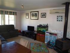  10 Batar Creek Rd Kendall NSW 2439  $325,000 This very tidy three bedroom brick veneer and tile home is great buying. Lounge, dining/kitchen with wood heater and air conditioner. Large covered rear veranda and fantastic 786m2 level yard. Walk to primary school, swimming pool, services club, train station and river. First home or investment, this home would be perfect. We have obtained all information from sources we believe to be reliable; however, we cannot guarantee its accuracy. Prospective purchasers are advised to carry out their own investigations. Property Type House  Property ID 11090109327  Street Address 10 Batar Creek Road  Suburb Kendall  Postcode 2439  Price $325,000  Land Area 786 sqm  Air Conditioning  Fire Place 