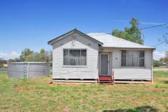  90 Scotland Street Tamworth NSW 2340 $199,000 This 3 bedroom tidy home is positioned in the small village of Somerton between Tamworth and Gunnedah. Ideal for those travelling to surrounding areas for work, to escape the escalating rental costs, first home buyers or an investment opportunity. Ideally set on a large 2056m2 block with scope to add a second dwelling or shedding, subject to council approval. - 3 bedrooms - Updated kitchen  - Fully renovated modern bathroom - 2nd toilet off laundry - Large 2056m2 block - Wastewater treatment plant - Handy to primary school, roadhouse, hotel and memorial hall Property ID 	 3659 Bedrooms 	 3 Bathrooms 	 1 Garage 	 0 Flooring 	 Land Content 	 Land Size 	 2056 Square Mtr approx. Units in Complex 	 