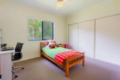  10 Wandoo Ct Noosaville QLD 4566 Offers over $460,000 Perfectly located and affordable Positioned on a generous 739sqm block at the end of a quiet cul-de-sac in a friendly street, this single level home is an ideal opportunity for young families and investors alike. · Dual living areas perfect for the growing family · Entertaining patio overlooks the fully fenced lawn area · High ceilings accentuate the feeling of space · Air conditioned plus ceiling fans throughout · Main bedroom with en-suite and WIR and built-ins in all bedrooms · Home has been freshly painted with new carpets laid · Internal access from the double lock-up garage · Listen to the sounds of birdlife from the adjoining bushland · Currently leased at $470 pw Price 	 Offers over $460,000 Suburb 	 Noosaville Property Type 	 House Land Size 	 739 m2 