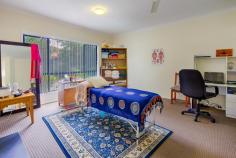  10 Wandoo Ct Noosaville QLD 4566 Offers over $460,000 Perfectly located and affordable Positioned on a generous 739sqm block at the end of a quiet cul-de-sac in a friendly street, this single level home is an ideal opportunity for young families and investors alike. · Dual living areas perfect for the growing family · Entertaining patio overlooks the fully fenced lawn area · High ceilings accentuate the feeling of space · Air conditioned plus ceiling fans throughout · Main bedroom with en-suite and WIR and built-ins in all bedrooms · Home has been freshly painted with new carpets laid · Internal access from the double lock-up garage · Listen to the sounds of birdlife from the adjoining bushland · Currently leased at $470 pw Price 	 Offers over $460,000 Suburb 	 Noosaville Property Type 	 House Land Size 	 739 m2 