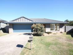  14 Kyah Cl Kallangur QLD 4503 $435,000 833m2 BLOCK / GIANT BACK YARD / CUL-DE-SAC / WALK TO RAIL This spacious 4 bedroom home comes packed with features that include walk-in robe to the main bedroom, well-appointed kitchen with quality appliances including dishwasher and breakfast bar, open air-conditioned lounge/dining, separate family room, remote double garage plus private undercover outdoor entertainment area. Situated on a 833m2 block in a cul-de-sac position just a short walk to Dakabin train station, schools, shops and day-care. Inspections welcome 7 days. OFFICE OPEN 7 DAYS   Property Snapshot  Property Type: House Construction: Brick Veneer Land Area: 833 m2 Features: Air Conditioning Reverse Built-In Robes Ceiling Fans Close to Schools Close to Transport Dining Room Dishwasher Ensuite Established Gardens Family Room Fully Fenced Yard Insulation Internal Access via Garage Lounge Pergola - Covered Rangehood Security Screens Walk-In Robe 