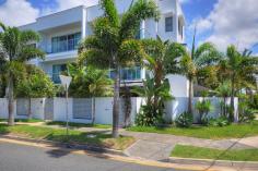  30 Redondo Ave Miami QLD 4220 $950,000 negotiable OPEN SAT 10-10.30AM - Stylish Villa By The Sea! Townhouse - Property ID: 779769 Offering Ocean views with the beach just 190m away at the end of the street, this beautifully appointed modern villa affords the fortunate owner a location and lifestyle the envy of many. Designed to maximise indoor and outdoor beachside living this chic property features: - 	 3 generous bedrooms (master with ensuite and ocean views) - 	 2 and a half bathrooms - 	 Separate living areas with ground level flowing to your own private sunny courtyard, and upstairs living opening to large East facing balcony - 	 Private plunge pool - 	 Ducted air-conditioning throughout - 	 Secure lock up car accommodation - 	 Less than 200m to the beach - 	 Plus so much more . The Location: - 	 Beach 190m - 	 Miami Surf Club 400m - 	 Nobby Beach Surf Club 1km - 	 Nobby Beach Shopping, Dining, Caf Precinct 1km - 	 Public Transport 160m - 	 Schools 300m Perfectly situated to enjoy the best the coast has to offer this beachside Miami property is located a few minutes' drive to Burleigh Heads (2km) to the South and Broadbeach (4km) to the North Why wait, act now this is what Gold Coast living is all about! Please call Perry Brosnan on 0414 758 204 to arrange an appointment to view.   Print Brochure Email Alerts Features  Built-In Wardrobes  Close to Schools  Close to Shops  Close to Transport  Garden 