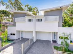  5/53 Middleton Street Mount Gravatt Qld 4122 Offers Over $550,000 Stunning design FREEHOLD Townhouse's available Looking for something NEW, AFFORDABLE and DIFFERENT? We have got it for you. On offer are 3 Three Bedroom, Two bathrooms plus powder room, One lock up garage townhouses. Completely freehold save a fortune with no body corporate fees on these low maintenance homes. Only six months old these homes have so much to offer. The stunning design creates a sense of space and openness with super high ceilings in all of the bedrooms, a walk-through robe to the master suit and large bathrooms this home is perfectly design for family living. No expense has been spared with fully ducted and zoned air conditioning to keep you comfortable and cool even on the hottest of days.  Currently rented for $505 per week, two of the properties are coming to the end of their lease with the third leased until November giving you have the choice to move in or rent the properties out.   Property Snapshot  Property Type: House Features: Ensuite 