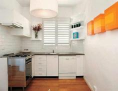  6/32 Curlewis St Bondi Beach NSW 2026 Rent: $650 per Week Bond: $2,600 Enviably located just a stroll away from Bondi Beach’s famous surf, with vibrant cafes and shops right on its doorstep, this light filled renovated apartment offers beachside living at its best. Set on the first floor of an Art Deco security block of just 12, the apartment features polished timber floors, a gourmet gas kitchen, a private balcony and an open plan living/dining area. This stylish apartment would make the perfect home from which one can truly enjoy the very best of Sydney with all that Bondi Beach has to offer just footsteps away. Features include: • 	 Bright modern interiors • 	 2 double bedrooms, master with built in robes • 	 Security intercom • 	 Polished timber floors • 	 Chic gas kitchen • 	 Internal laundry • 	 Private balcony • 	 Open plan living/dining area • 	 Neat bathroom • 	 Superb Bondi Beach location 