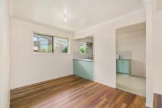  28 Bloodwood Cres Molendinar QLD 4214 offers over $360,000 First Home Buyers or Investors Special House - Property ID: 770117 This brick and tile house on a flat fully fenced block of 620m2 is in a great location just a short distance to the university and the hospital. Featuring 3 bedrooms, 1 bathroom, a generous living area and a carport. The home is located in a quiet street and offers a large fully fenced yard for the kids, pets or extra parking. This home is the perfect first home for an owner occupier or investor.   Print Brochure Email Alerts Features  Land Size Approx. - 620 m2 