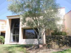  159/17-19 Lady Caroline Close Kooralbyn Qld 4285 $169,000 Two Bedroom Villa 2 bedroom villa with two en-suites. Views of the Golf Course and surrounding countryside. Large lounge/dining room and kitchen. Excellent position, well owrth an inspection at this price.   Property Snapshot  Property Type: Villa Construction: Brick Features: Balcony Built-In-Robes Courtyard Ensuite Established Gardens 
