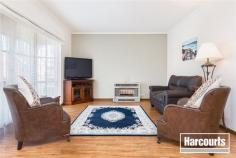  1/62 Victoria St Hastings VIC 3915 Property Information Auction Date: Saturday 4 Jul 12:00 PM (On site) Here lie's a great opportunity to secure one of Hastings finest unit's only minutes stroll to all the High St has to offer. With open living, updated kitchen and a huge wrap around courtyard/garden makes this low maintenance gem well suited to all investors, downsizers, first home buyers and anyone after that ideal pad to call home. Comprising: 2 bedrooms, central bathroom, open plan kitchen, meals and lounge, separate laundry, rear sun room, single car garage, undercover entertaining and large garden. Close to High St, shops, cafes, restaurants, supermarkets, schools, the foreshore reserve and minutes drive to freeway access and the Mornington Peninsula's leading beaches. Property Type 	 Villa Garaging / carparking 	 Single lock-up Construction 	 Brick veneer Kitchen 	 Open plan Living area 	 Open plan Main bedroom 	 Double Bedroom 2 	 Double Main bathroom 	 Bath, Separate shower Laundry 	 Separate Outdoor living 	 Entertainment area (Covered), Garden 