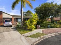  1/8 Oscar Ct Oxenford QLD 4210 $299,000 - $326,000 PRE LAUNCH! GET IN NOW BEFORE THE REST OF THE CROWD More Photos to come next week! We are very excited to bring you a wonderful opportunity to purchase a delightful 3 bedroom Duplex in Oxenford. The market is on the move so be quick and call today to organise a private viewing! Located in Studio Village this duplex is priced to sell, due to a change in circumstances the owners are selling their investment property currently rented at $325 pw. Features Include 3 bedrooms all with built-in cupboards and Fans 1 bathroom Open plan living area with AC split systems and fans Functional Kitchen Single Lock up Garage Flat back yard which is fenced, perfect for pets and kids to play Security Screens Positioned at the end of the Cul-De-Sac this property offers peace and quiet to one lucky buyer. Only a short drive from the M1, Local schools and the Westfield Helensvale shopping centre/Train Station. The owners will consider all offers within the advertised range.   Property Snapshot  Property Type: Duplex Land Area: 299 m2 Features: Built-In-Robes Ceiling fans Fenced Back Yard 