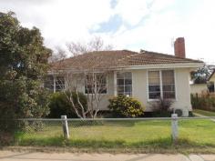  10 MUNDARA St Swan Hill VIC 3585 $144,000 Add Value And Reap The Rewards Attention home renovators, investors and first home buyers. Here is the opportunity you have been waiting for. This 3 bedroom family home is ready for a new kitchen and some cosmetic enhancements to bring it up to its full potential. Recently appraised in its current condition to achieve approximately $175 - $180 rent per week with scope to improve. It is this 'scope to improve', both the rent potential and the capital value which presents the opportunity to astute investors. Directly opposite parkland, shops and bus-stop around the corner, walking distance to Primary and Secondary schools. Highly motivated vendors - you better be quick!   Property Snapshot  Property Type: House Construction: Fibro House Size: 12.00 m2 Land Area: 583 m2 Features: Garden Shed 