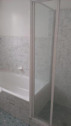  1/10 Toormina Pl Coffs Harbour NSW 2450 $250 per week 	 Sun Drench Unit in CBD !  * 2 bedroom unit  * Polished timber floors  * New kitchen with stainless steel appliances  * Large main bedroom  * 2nd bedroom  * Internal laundry  * Sundrench balcony  * Available 7th August  * Call agent for appointment to view 