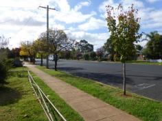  118 Currajong St Parkes NSW 2870 $130,000 Develop & Prosper This 999sqm block is set in a great location on Currajong Street, has rear lane access and wide frontage. There is an old house that is currently rented. This is a great block for a townhouse or unit development subject to a DA. Blocks of this size and location are very rare. DETAILS ID #: 0000266269 Price: $130,000 Type: House Bed: 2    Bath: 1     Land Area: 999 sqm (approx) 