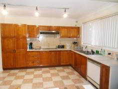  7 Bywong Pl Bonnyrigg NSW 2177 QUIET STREET!!1 • 3 Bedroom Home in Good Condition, En-suite in main, 2 Built ins. • Big Lounge, Large Timber Kitchen & Spacious Dining Area. • Good Bathroom, Air Cond, All Tiled Floors Throughout. • Double Lock Up Garage, large Awning at rear for Entertainment. • Located on 685sqm Block (approx.), Close to Public Transport & School, Motivated Vendors. DETAILS ID #: 0000271813 Auction: AUCTION Saturday, 15 Aug 03:00 PM ON SITE Type: House Bed: 3    Bath: 2    Car: 2   