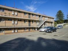  35/83 Phoenix Rd Spearwood WA 6163 $250,000 Location Location Location Be quick to secure this one bedroom renovated apartment. Situated on the top floor and being the end unit with great views from the balcony. Features spacious open plan living, wooden floors and gas amenities. A short walk to major shopping centre and only minutes to Fremantle and the beach make this property ideally located.   Property Snapshot  Property Type: Apartment 