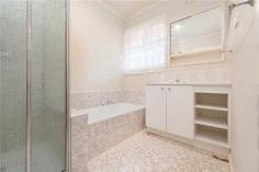  17 Dobell Ave Sunbury VIC 3429  $270,000 - $295,000 One for investors or first home buyers, this entry-level brick home is in a top location within walking distance to Sunbury shops, public transport, schools & community centres. Freshly painted throughout, offering 3 bedrooms, L-shape lounge with wall heater and airconditioner, kitchen/meals area with dishwasher, central bathroom, laundry and tandem double carport with roller door. Secure backyard, low maintenance gardens and ready to move into straight away! Additional information Property Type House  Property ID 11628100431  Street Address 17 Dobell Avenue  Suburb Sunbury  Postcode 3429  Price $270,000 - $295,000  Land Area 650 sqm 