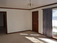 8 Greenfields Rd Harvey WA 6220 $325,000 Time to buy! 3 x 1 brick & tile home with kitchen/dining, separtate lounge, patio, carport, store room and garage all on 867msq block.   Property Snapshot  Property Type: House Construction: Brick Land Area: 867 m2 