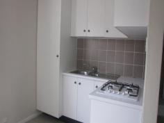  4/25 Macquoid Street Queanbeyan East NSW 2620 $220,000 Great Location For Sale Located in East Queanbeyan within easy walking distance of the Queanbeyan Centre, Golf course.  Commuting distance to HQJOC, Airport and Canberra.  Ground floor unit with good quality soft furnishings.  Open plan living with updated Kitchen and gas cooktops  2 good sized bedroom both with built ins in both mirrored in master  Combined bathroom and laundry  The property is currently rented at $200 per week.  Allocated Carport Sale Details $220,000 Features General Features Property Type: Apartment Bedrooms: 2 Bathrooms: 1 Outdoor Carport Spaces: 1 Inspections Inspections by appointment only. 