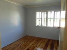  12 Winstanley St Carina Heights QLD 4152 $360 per week Property ID: #2854436 Awesome Location Close to Westfield Carindale. 3 1 This immaculate 3 bedroom home is fully fenced and in close proximity to the Carindale shopping centre, Schools not much further away such as White Hills State College * 3 generous size bedrooms * Timber polished floors * Open plan kitchen * Ceiling fans * Big yard  * Fully fenced * Bus at past door Book Your appointment as soon as possible as This home certainly wont last long potentially can be available after the 16th December If someone wanted it   Inspection Times Contact agent for details Land Size 610 m2 Features •Close to schools 	 •Close to transport 	 •Fully Fenced 	 •Pet Friendly •Balcony 	 •Close to shops 	 •Polished Floor Boards 	 •Seperate Laundry •Broadband 	 •Floorboards 	 •Fully Fenced 	 •Outdoor Entertaining Availability Date NOW 