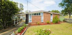  88 Fowlers Road Koonawarra NSW 2530 $350,000 - $380,000  Just listed, this house is great for a first home buyer or an investor. Situated within walking distance to the beautiful lake foreshore with amazing bike tracks and also in walking distance to local schools, shops and public transport and at the end of the street is access to the freeway. Backing onto a big reserve this freshly painted house has 3 bedrooms and high ceilings in the lounge room. With a good size back yard with a detached garage, carport, veggie gardens and fully fenced yard. If it is an investment property you are looking for this one is perfect with a rental return of approx $360pw - $370pw. Property Summary Property ID: 9086636 Bedrooms: 3  Bathrooms: 1  Cars: 1 