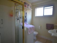  4/39 Middle Street Labrador QLD 4215 $245,000 Neg Great investment in a great location and only walking distance to the Broadwater all amenities.  Small complex of 8 units, low body corporate of approx. $35p/wk and a current rent of $250p/wk. Features:  * 2 bedroom ground floor unit  * Tiled living area & carpeted bedrooms  * Open plan spacious kitchen  * Parking space in front of unit  * Excellent tenants in place till January 2016 Nearby Facilities:  0.7kms - To The Grand Hotel & Broadwater  0.8kms - To Harbour Town Shopping Centre  0.7kms - Labrador State School & Kindy A neat & tidy investment not to be missed. Call for an inspection today. Inspections Inspections by appointment only. For Sale $245,000 Neg Features General Features Property Type: Unit Bedrooms: 2 Bathrooms: 1 Indoor Living Areas: 1 Toilets: 1 Outdoor Open Car Spaces: 1 