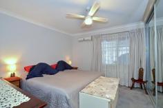 8 Everglades Cres Woy Woy NSW 2256 $700,000 - $735,000 A GOLFERS DELIGHT! House - Property ID: 827271 Situated on the first tee of the beautiful Everglades Country Club sits this magnificent home in a great location! Boasting 4 good sized bedrooms, 2 bathrooms and accommodation for 4 cars! Inspection is a must on this home as it will not disappoint! Features: - 2 bedroom home plus 2 bedroom in-law accommodation - 2 bathrooms - Accommodation for 4 cars - Lovely Gardens - Air-conditioning  - Built-in Robes - 50m to Golf Club 