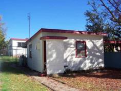  1/11 Bridge Street Tumbarumba NSW 2653 $115.00 / Wk 1 bedroom flat close to main street 1 bedroom flat, Located at end of main street, Gas bayonent, Carport, Electric cooking. Property Amenities & Features General: Reference: R36 Property Type: Residential Category: Flat Bedrooms: 1 Bathrooms: 1 Parking: 0 Features: Open Homes Private viewings available by appointment. 