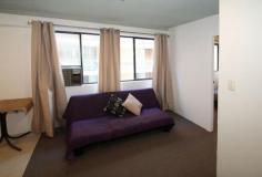  713/79 Oxford Street Bondi Junction NSW 2022 $410 pw RENOVATED ONE BEDROOM APARTMENT RIGHT IN THE HEART OF BONDI JUNCTION! Bright, renovated One Bedroom Apartment, situated right in the heart of Bondi Junction. Features include: - BRAND NEW Open Plan Kitchen - BRAND NEW Carpet throughout - Freshly Painted throughout - Security Intercom - Share Coin-op Laundry Located just metres from Bondi Junction Station, Oxford Mall and Westfield Shopping Centre. Cafes, shops and amenities right at your door step Type 	 Residential Lease Price 	 $410 pw Suburb 	 Bondi Junction Property Type 	 Apartment 