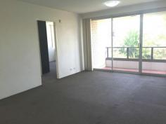  12/2 Ocean Street North Bondi NSW 2026 Brilliantly located one bedroom unit with parking in security building short distance to Bondi Beach. Balcony, built-in robes, internal laundry, bath, good sized kitchen, bath and living area. Bright, sunny and completely private, close to public transport, shops, schools and Bondi Junction. No pets. Available: Now. (NS) TO VIEW THIS PROPERTY please register at www.livingheredoublebay.com.au. Please note if you do not register online we cannot notify you of any time changes or cancellations. Property Details Street Address 12/2 Ocean Street North Type Residential Lease Price $550 per week State NSW Town Village Eastern Suburbs Suburb Bondi Postcode 2026 Property Type Apartment Bedrooms 1 Bathrooms 1 Carspaces 1 