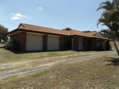  16 Stieler Dr Plainland QLD 4341 $340,000 TIDY 4 BEDROOM HOME CLOSE TO PLAINLAND SHOPPING PRECINCT Comfortable & spacious 4 bedroom family home, main bedroom has walk in robe & spacious ensuite. 2 of the remaining bedrooms have built-in robes. Light & airy roomy kitchen with plentiful storage, the adjoining dining room is more than big enough for a large family dining setting. Separate carpeted living room & in house double garage plus a carport/bbq area top of the house. Trickle town water, plus a large underground water tank ensure you'll have no water worries if you want to develop a vegetable patch or put in some fruit trees on the 4584m² block. The location is great, only 1.3k from Faith Lutheran College, 1.6k to Woolworths Plainland shopping centre. Whether you work in Toowoomba, Brisbane or anywhere in between, this could be just the place you're looking for. Call us to arrange an inspection. Other features: Built-In Wardrobes,Close to Schools,Close to Shops,Secure Parking,Separate living Property Details Elders Property ID: 9368752 4 bedrooms 2 bathrooms 3 car parks Land Area 4584 square metres Double garage Single carport 