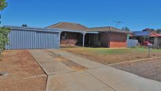  15 Starling St Murray Bridge SA 5253 $199,000 "Affordable Family Home" House - Property ID: 840036 This 3 bedroom, one bathroom home has the luxury of two living areas. The generous kitchen and meals area is a feature of the home, complete with a split system air-conditioner. There is undercover & enclosed parking for two cars and a large shed in the rear yard. Easy care gardens and large rear yard make this the perfect family home. Close to schools.   Print Brochure Email Alerts Features  Land Size Approx. - 735 m2 