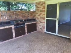  6 Echuca Pl Cowra NSW 2794 $259,000 Family home on 1,367m2 block Proudly presented single level 3 bedroom family home basks in north to rear sunlight to reveal a low maintenance design resting on a large 1,367sqm parcel.  Parklands nextdoor and near to schools, this will be perfect for families.  Features Include: Set in a quiet family friendly cul de sac Open plan living/lounge and casual dining area  Sunlit backyard and gardens surrounded by vast level lawns Comfortably scaled bedrooms all with built in robes Large bathroom showcases separate bath and shower Covered Barbeque area, great for entertaining Single lock-up garage & vehicular access to backyard Conveniently set moments to local bus services and schools The large block has an abundance of usable space ideal for kids or pets. This home won't stay on the market for long so an inspection is an absolute must.   Property Snapshot  Property Type: House Aspect Views: north Construction: Brick Veneer Zoning: Residential 2(a) House Size: 105.00 m2 Land Area: 1,385 m2 Features: Balcony Built-In-Robes Close to schools Close to Transport Established Gardens Fenced Yard Formal Lounge Open Living Town Sewer System Town Water 