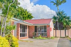  821A Pittwater Rd Dee Why NSW 2099 $1,095,000 Single Level Easy Care Freestanding Home Ultra convenient location, this Torrens title brick veneer home offers comfortable modern living with scope to enhance. Just a level stroll to schools, City transport, corner shops, medical centres & easy level walk to beautiful Dee Why beachfront! Peacefully situated at the rear of driveway providing privacy & security this home represents low maintenance living at its best! - Semi open plan kitchen, spacious living & dining area, warm timber flooring, high ceilings - Huge main bedroom with built ins & 2 way bathroom  - Child & pet friendly easy care level rear yard  - Full bathroom, separate WC, internal laundry - Rear entertaining patio flowing onto lawn, easy walk to everything  - Situated on 308m2 approx of level land  Ideal for downsizers, investors or those wishing to enter the house market without too much maintenance.   Property Snapshot  Property Type: House Land Area: 308 m2 Features: Built-In-Robes Close to Schools Close to Shops Close to Transport 