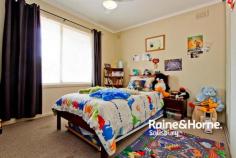  12 Liverpool Cres Salisbury East SA 5109 $259,000-$269,000 Close to Schools, Shops & Buses Property ID: 9404147 Located close to Tydale Christian School and Salisbury East high with public buses readily available this home would be ideal for both a home maker or investor. The formal lounge room provides access to the kitchen/ dine boasting plenty of cupboard space, gas cooking and a dishwasher. All 3 bedrooms have built in robes and ceiling fans. The reverse cycle ducted air conditioner provides year round climate control.  Outside is a double garage/ workshop along with an outdoor entertainment area. There is an abundance of parking and direct access from the front to the double garage at the rear of the property.  The local shopping centre is just a few hundred meters from the home. Land Area 	 605.0 sqm 
