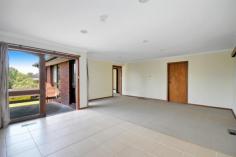  34 Marykirk Dr Wheelers Hill VIC 3150 Invest Renovate or Redevelop Sale by SET DATE 24/5/2016 (unless sold prior) In a great location with huge potential featuring 36.18m frontage on 1086.20sqm approx of land ready to redevelop (STCA). This family home, offered for sale for the first time is filled with natural light, huge open formal lounge/dining room through the hub of family life the hostess kitchen with granite benchtops, views, balcony and a great spacious family room. There are 3 robed bedrooms, master with walk in robe and ensuite. Comprising gas ducted heating and remote double garage. Fabulous location, walking distance to Bus Stop, close to Primary and Secondary schools, Jells Park, Wheelers Hill Shopping centre, Brandon Park Centro and The Glen & easy access to the Monash and Eastlink freeway. Features Split System Air Con Ducted Heating Air Conditioning Price Guide: Contact Agent   |  Land: 1,086 sqm approx 	   |  Type: House  |  ID #534072 