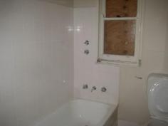  10 Houston Dr Dubbo NSW 2830 $135,000 Last Chance Owner Occupier Restrictions Apply Don't miss out, act now to take advantage of this great opportunity. Features include three bedrooms, tiled roof, fenced yard and large established trees. Need to organise finance? Speak to our broker Rachael Kirk image: chrome-extension://lifbcibllhkdhoafpjfnlhfpfgnpldfl/call_skype_logo.png0421 217 325 Rachael Kirk is an authorised Credit Representative (Credit Representative Number 430340) of LJ Hooker Home Loans (Australian Credit Licence Number 380270)  Are you looking to sell? Contact us for a free market appraisal 6882 7222 or dubbo@ljh.com.au   Property Snapshot  Property Type: House Construction: Hardiplank Features: Close to schools Close to Transport Fenced Back Yard Fully Fenced Yard 