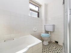  6/252 Gardeners Road Rosebery NSW 2018 Great Location With a Bright Aspect Peaceful with a generous modern layout. This is a middle floor elevated apartment located within minutes to train, express city buses and local village shopping. Bright and airy, featuring a modern eat-in kitchen, a private lock-up garage and an enclosed balcony. Features; * 2 spacious bedrooms * Modern eat-in kitchen  * Internal laundry * Enclosed balcony  * Spacious bathroom  * Open living and dining * Private lock-up garage * 106.5 m2 total area   Property Snapshot  Property Type: Apartment Construction: Brick 