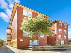  6/252 Gardeners Road Rosebery NSW 2018 Great Location With a Bright Aspect Peaceful with a generous modern layout. This is a middle floor elevated apartment located within minutes to train, express city buses and local village shopping. Bright and airy, featuring a modern eat-in kitchen, a private lock-up garage and an enclosed balcony. Features; * 2 spacious bedrooms * Modern eat-in kitchen  * Internal laundry * Enclosed balcony  * Spacious bathroom  * Open living and dining * Private lock-up garage * 106.5 m2 total area   Property Snapshot  Property Type: Apartment Construction: Brick 