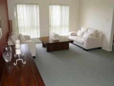  11 Sanderling Cl Salamander Bay NSW 2317 $629,000 More Home for Your $. What a fantastic opportunity to secure this large open plan home located in the "Horizons" Golf Estate. Featuring 4 good size bedrooms, ensuite to main, study and 3 huge living areas. The owners have moved interstate and have priced the home to sell.   Property Snapshot  Property Type: House Construction: Brick Veneer Land Area: 762 m2 Features: Dining Room Ensuite 