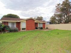  15 Wigham Rd Aldinga Beach SA 5173 $250,000-$265,000 Investors Take Note! A terrific opportunity to start or build your property portfolio with this budget pleaser. Set on approx 407sqm allotment and featuring ducted reverse cycle air conditioning, polished floorboards and updated kitchen this family home has low maintenance yards but plenty of room to move. Currently leased until Feb 2017 at $290 per week to long term reliable tenants. You do the math, it all adds up! Call Rob today.   Property Snapshot  Property Type: House House Size: 99.00 m2 Land Area: 407 m2 