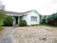  156 Fortescue Ave Seaford VIC 3198 $250 wk Older Style 2 Bedroom Home Set on a corner block this older style 2 bedroom weatherboard home has new floor coverings, kitchen with electric stove, separate meals, separate bathroom, toilet and laundry.  This property is only a short walk to beach, Safeway, Kananook railway station and the bus passes the front door.  Please note that advertised inspections are subject to change or cancellation without prior notice.  All inspections are strictly for 10 minutes only unless otherwise specified. Inspection of property is required prior to application being processed.    Property Snapshot  Property Type: House Lease Type: Lease Date Available: 06/08/2016 Pets: No Features: Gas Heating 